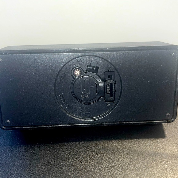 Nwt table top light LED color changing light says -“I AM VERY BUSY” w/batteries - Picture 12 of 12